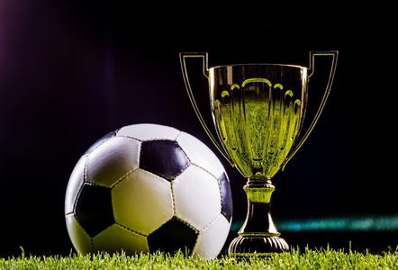 面对诺丁汉 面对诺丁汉