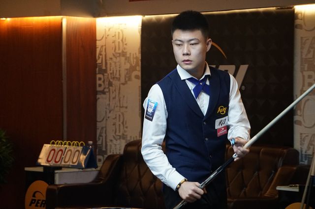 他针对伯恩 他针对伯恩