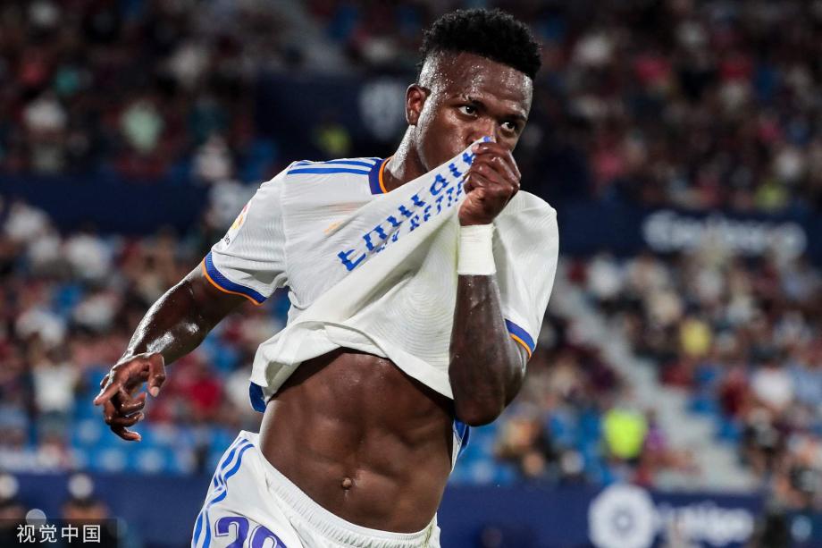 中再创佳绩 中再创佳绩